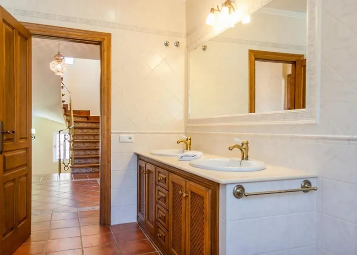 Karina 빌라 네르하